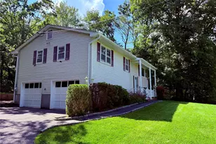 15 Kentwood Dr, Carmel, NY 10512 - Photo 3