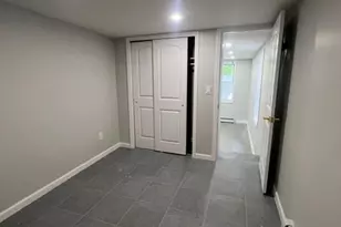 2524 Tenbroeck Ave, Bronx, NY 10469 - Photo 13