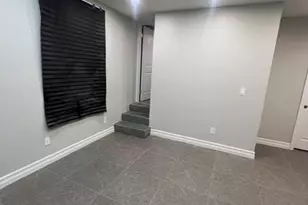 2524 Tenbroeck Ave, Bronx, NY 10469 - Photo 9