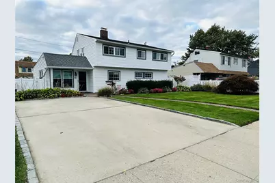 86 Shepherd Lane, Levittown, NY 11756 - Photo 3