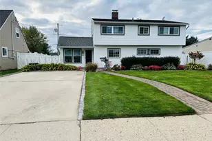 86 Shepherd Ln, Levittown, NY 11756 - Photo 5