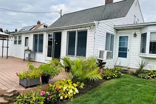 86 Shepherd Ln, Levittown, NY 11756 - Photo 33
