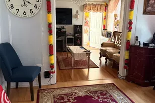 97-25 109th St, Richmond Hill, NY 11419 - Photo 3