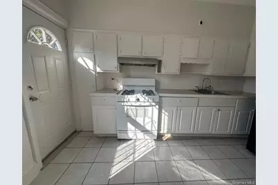 3307 Bruckner Boulevard #1, Bronx, NY 10461 - Photo 5