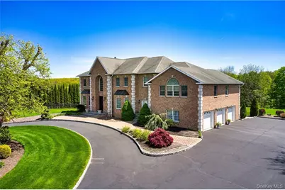 17 Constitution Court, Tuxedo Park, NY 10987 - Photo 1