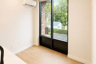 136 S, Poughkeepsie, NY 12601 - Photo 3