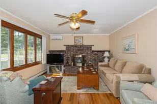 31 Cedar Branch St, Middle Island, NY 11953 - Photo 5