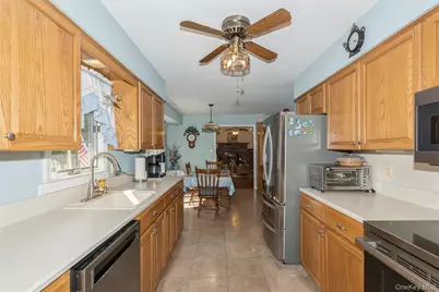 31 Cedar Branch Street, Middle Island, NY 11953 - Photo 7