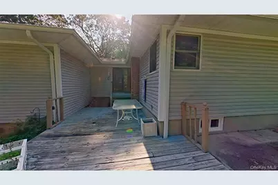 31 Cedar Branch Street, Middle Island, NY 11953 - Photo 21