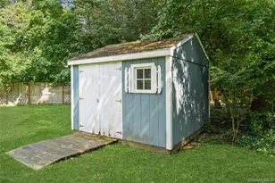 31 Cedar Branch St, Middle Island, NY 11953 - Photo 23