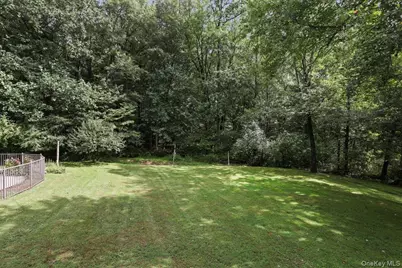 149 Brook Farm Road E, Bedford, NY 10576 - Photo 5