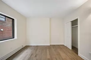 147-26 Roosevelt Ave, Flushing, NY 11354 - Photo 17