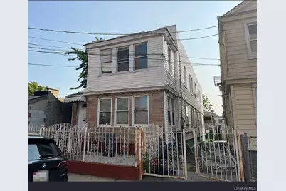 9711 147th Place, Jamaica, NY 11435 - Photo 3