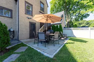136 Grant Ave, White Plains, NY 10604 - Photo 9