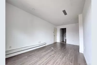 136-20 Booth Memorial Avenue #3A, Flushing, NY 11355 - Photo 9