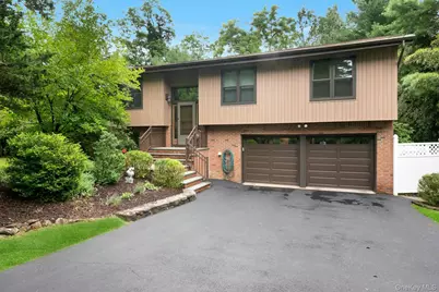 2 Lakeview Avenue W, Cortlandt Manor, NY 10567 - Photo 1