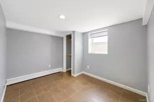 666 Rosevale Ave, Ronkonkoma, NY 11779 - Photo 29