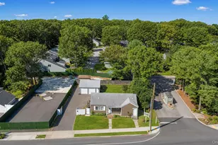 666 Rosevale Ave, Ronkonkoma, NY 11779 - Photo 3