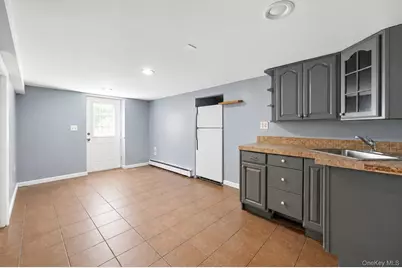 666 Rosevale Avenue, Ronkonkoma, NY 11779 - Photo 27