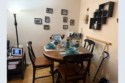 3 Birchwood Court #1A, Mineola, NY 11501 - Photo 5