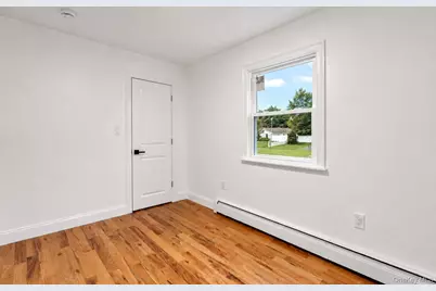 1 Martin Court, Coram, NY 11727 - Photo 17