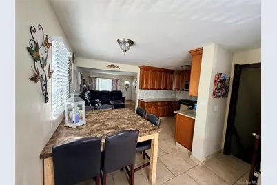 20 Jamaica Avenue, Plainview, NY 11803 - Photo 11