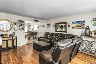 20 Jamaica Ave, Plainview, NY 11803 - Photo 5