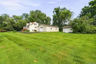 11 St Andrews Rd, Walden, NY 12586 - Photo 3