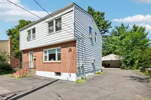 12 Bryn Mawr Pkwy, Bronxville, NY 10708 - Photo 3