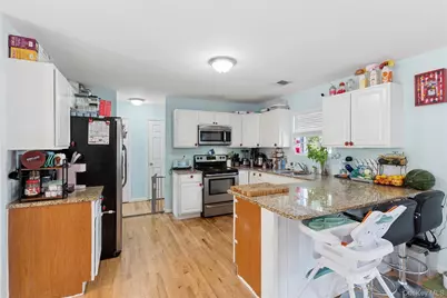 17 Robinwood Street, Mastic, NY 11950 - Photo 7