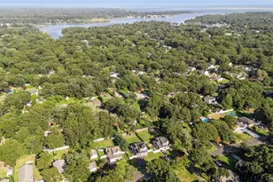 17 Robinwood St, Mastic, NY 11950 - Photo 33