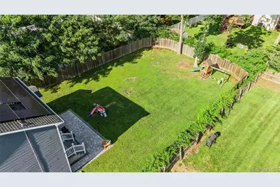 17 Robinwood Street, Mastic, NY 11950 - Photo 31