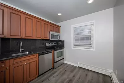 50 Chelsea Court #HS21, Bohemia, NY 11716 - Photo 3