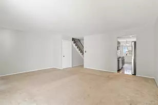 7 Roundtree Ct, Beacon, NY 12508 - Photo 13
