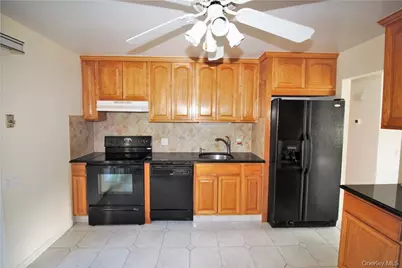 260 Union Valley Road, Mahopac, NY 10541 - Photo 9