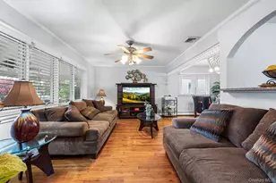 44 Belmont Blvd, Elmont, NY 11003 - Photo 5