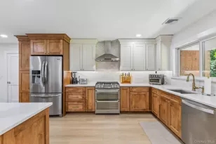 230 Union Ave, Holbrook, NY 11741 - Photo 11
