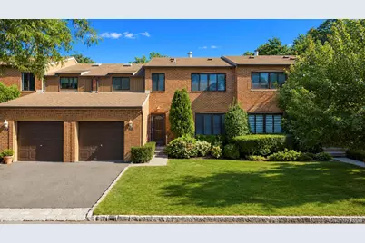95 Windsor Gate Drive, New Hyde Park, NY 11040 - Photo 1