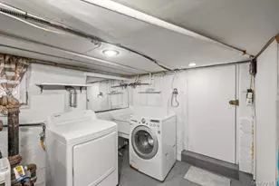 1549 E 96th St, Brooklyn, NY 11236 - Photo 23