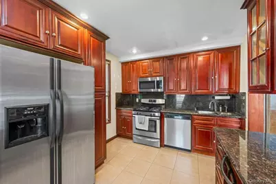1549 E 96th Street, Brooklyn, NY 11236 - Photo 11