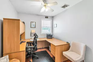 7 Mohawk Dr, Massapequa, NY 11758 - Photo 15