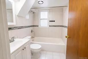640 S 5th Ave, Mount Vernon, NY 10550 - Photo 5
