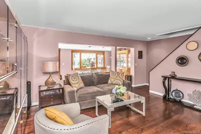 50 Sunrise Lane, Levittown, NY 11756 - Photo 15