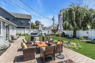 50 Sunrise Lane, Levittown, NY 11756 - Photo 29
