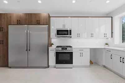 7 Valley Way #220, Spring Valley, NY 10977 - Photo 7