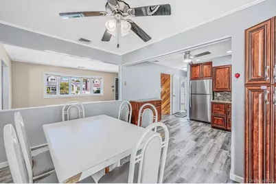 1032 N Hamilton Avenue, Lindenhurst, NY 11757 - Photo 9