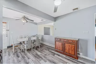 1032 N Hamilton Avenue, Lindenhurst, NY 11757 - Photo 11
