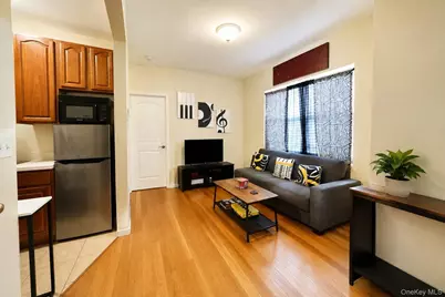10228 Jamaica Avenue, Richmond Hill, NY 11418 - Photo 15