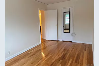 73-07 Utopia Parkway, Fresh Meadows, NY 11366 - Photo 15