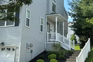 1011 Ethan Allen Dr, New Windsor, NY 12553 - Photo 5
